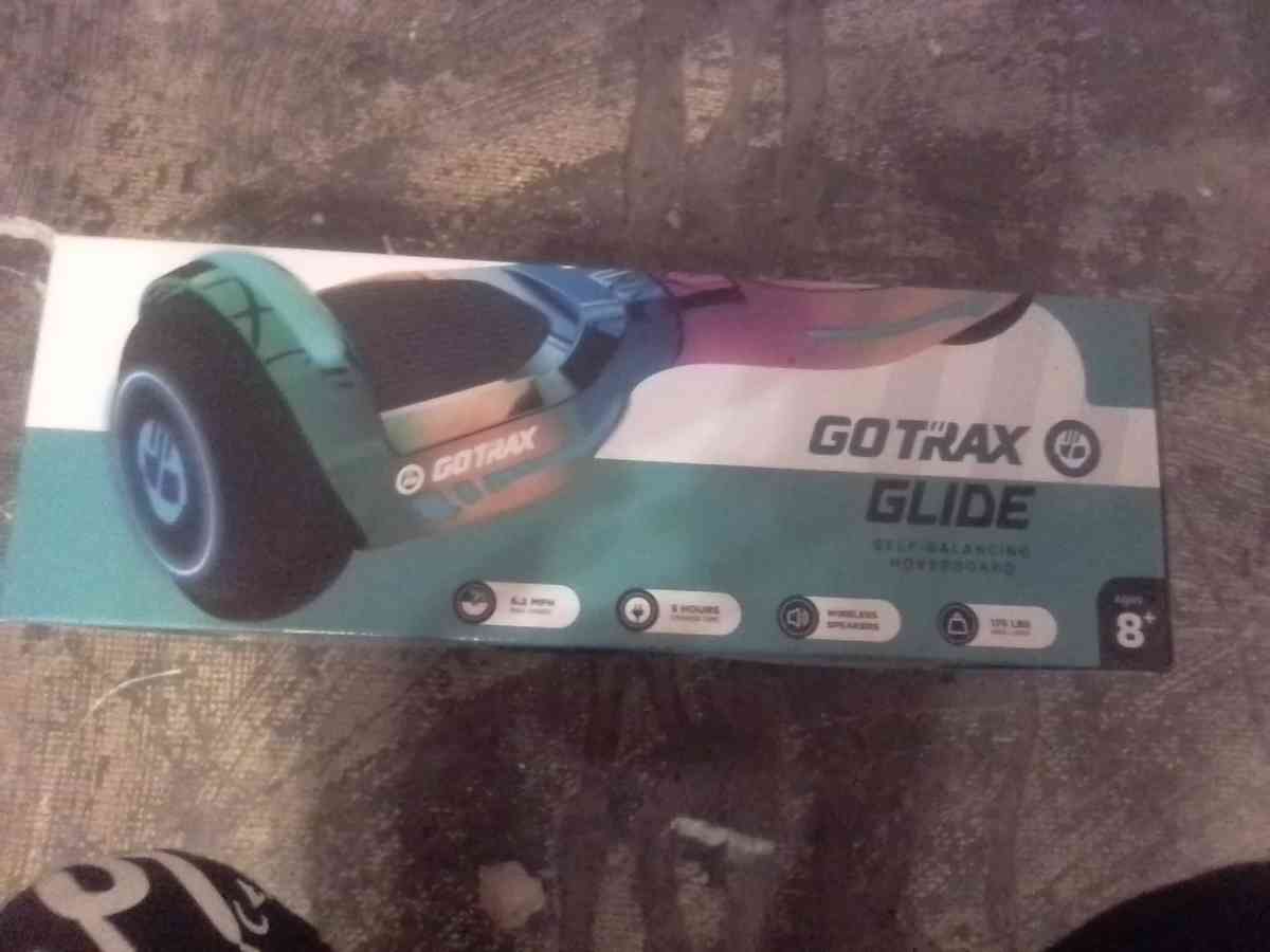 GoTrax Glide Hoverboard
