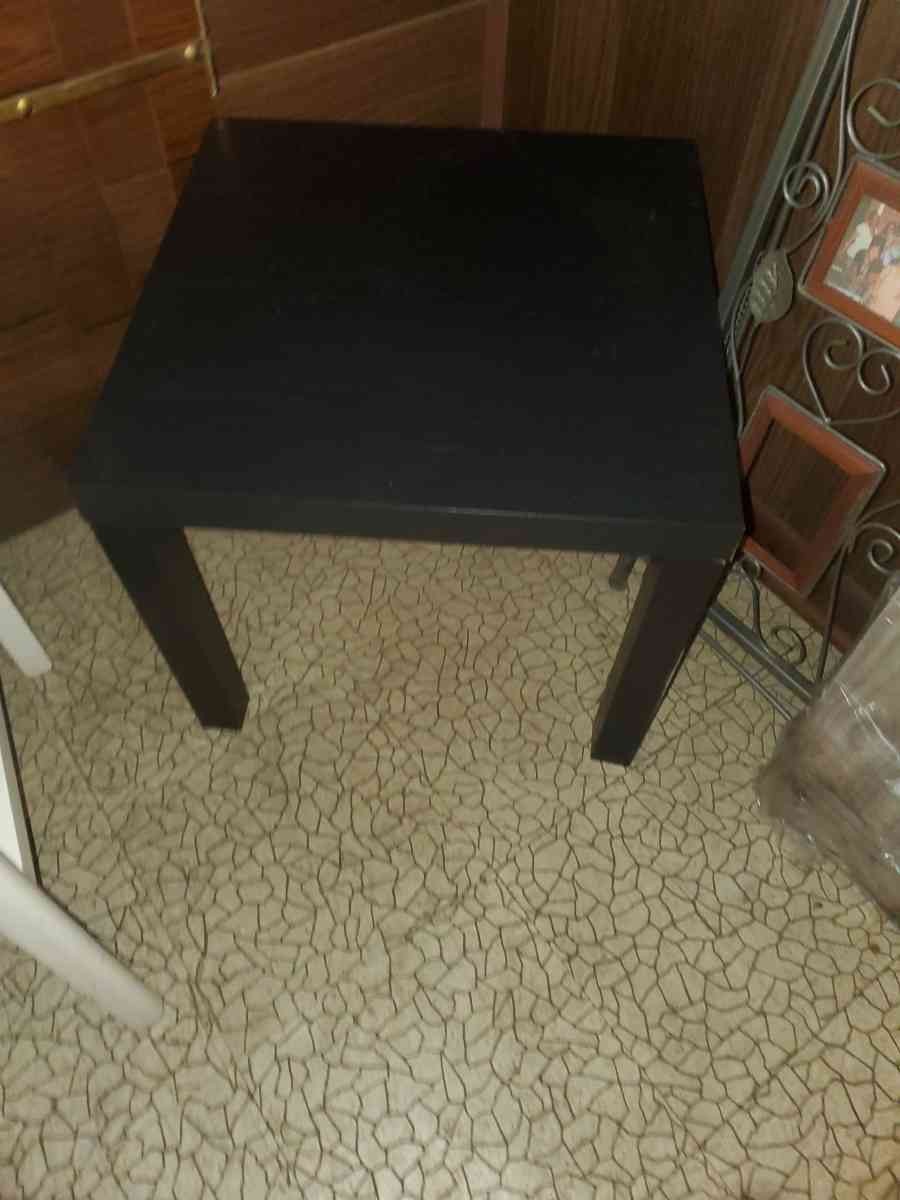 3 Small Black Tables - Detroit, Michigan - FleaMarketBay
