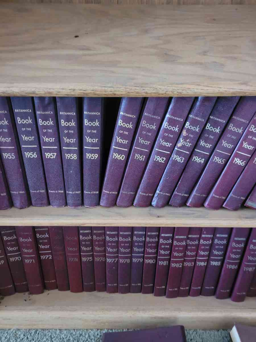 books - Redding, California - FleaMarketBay