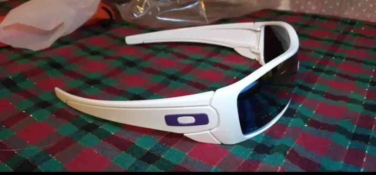 Oakley Sunglasses - San Antonio, Texas