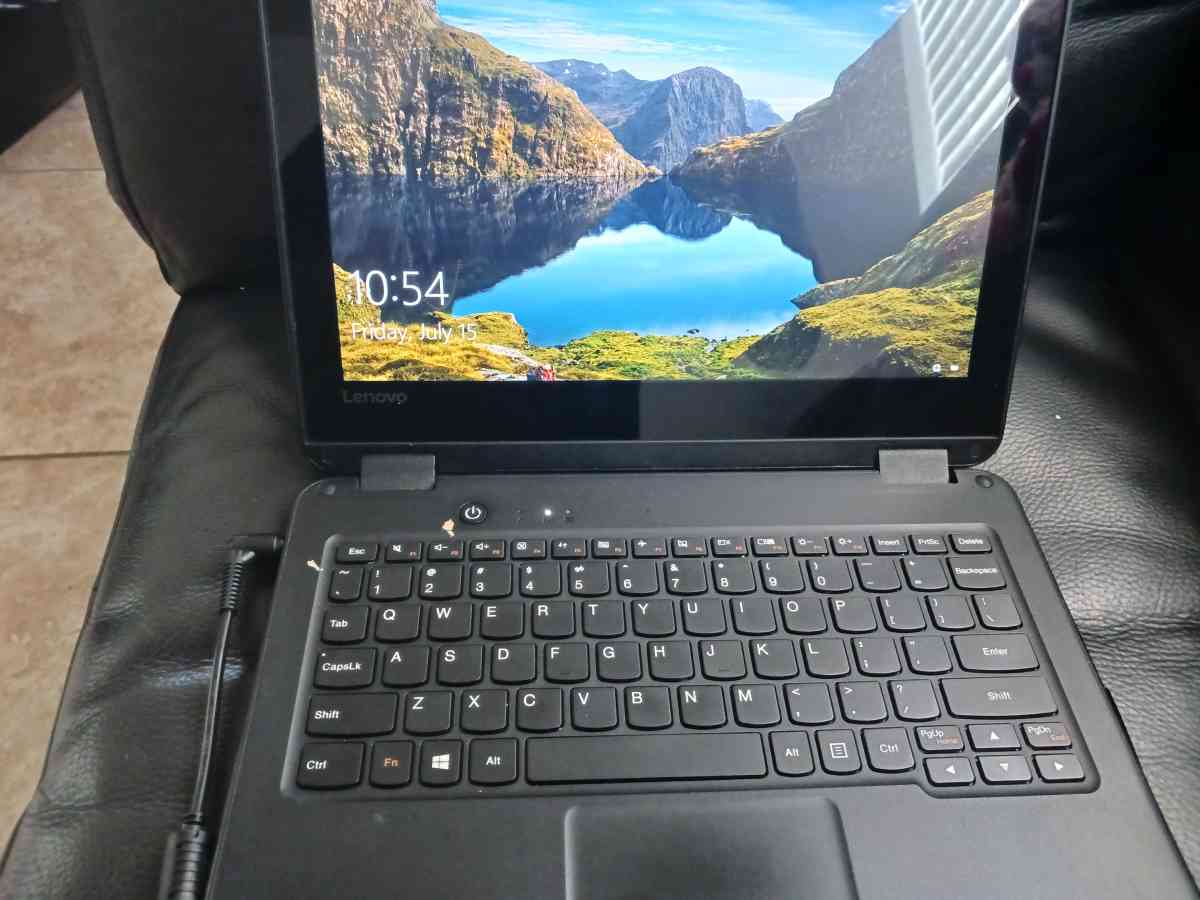 labtop - Orlando, Florida - FleaMarketBay