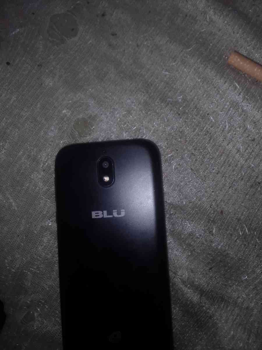 Blu smartphone - New York, New York - FleaMarketBay