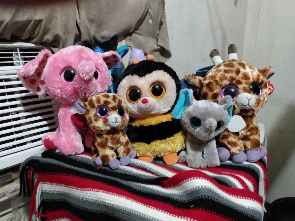 bears for sell nice very good condition and like new - Mobile, Alabama - FleaMarketBay