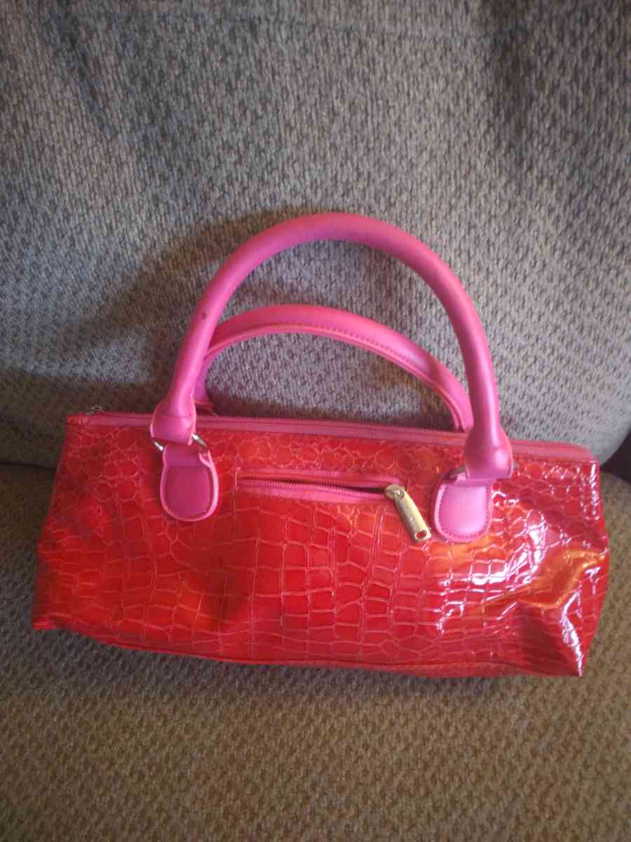 Red Primeware purse - Bowling Green, Ohio