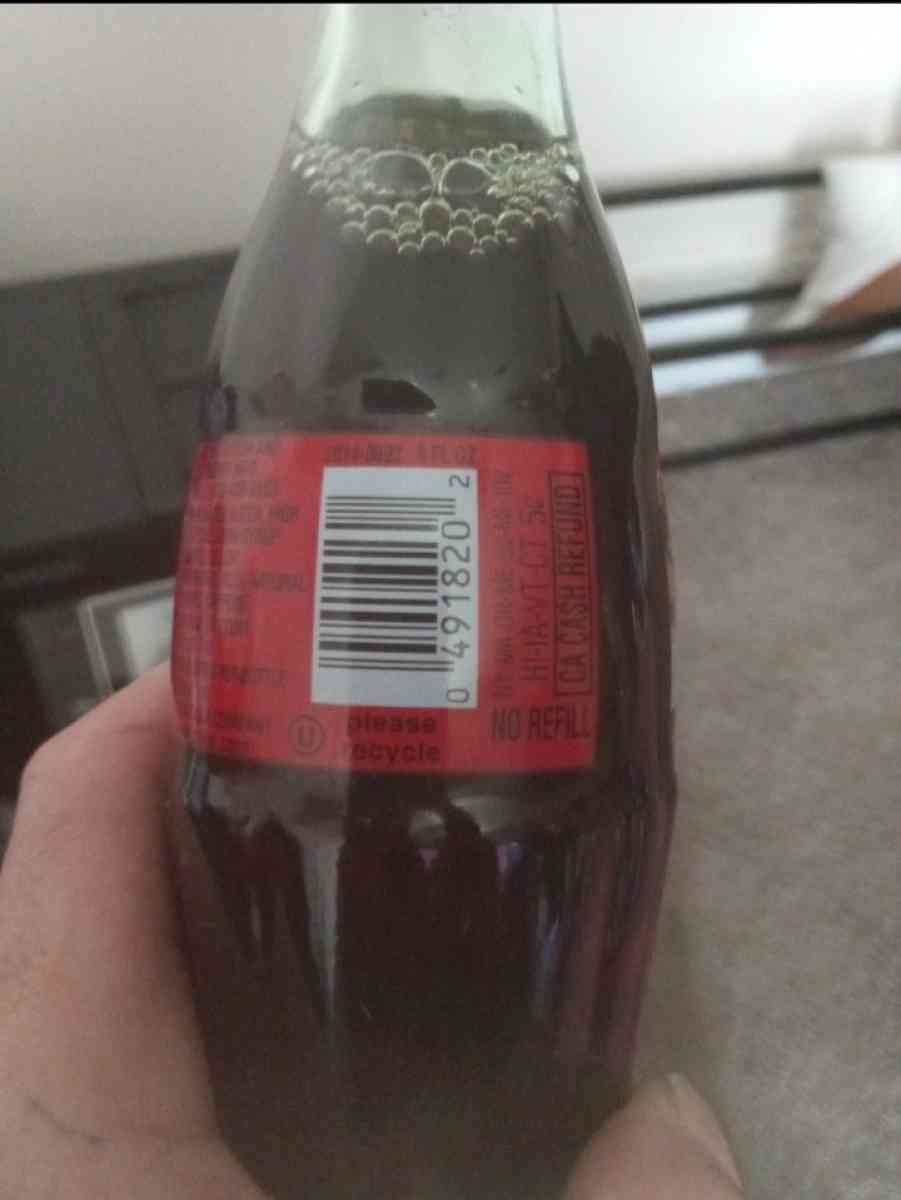 COCA COLA Holiday 2014 8fl Ounce Glass Bottle - Middletown, Ohio - FleaMarketBay