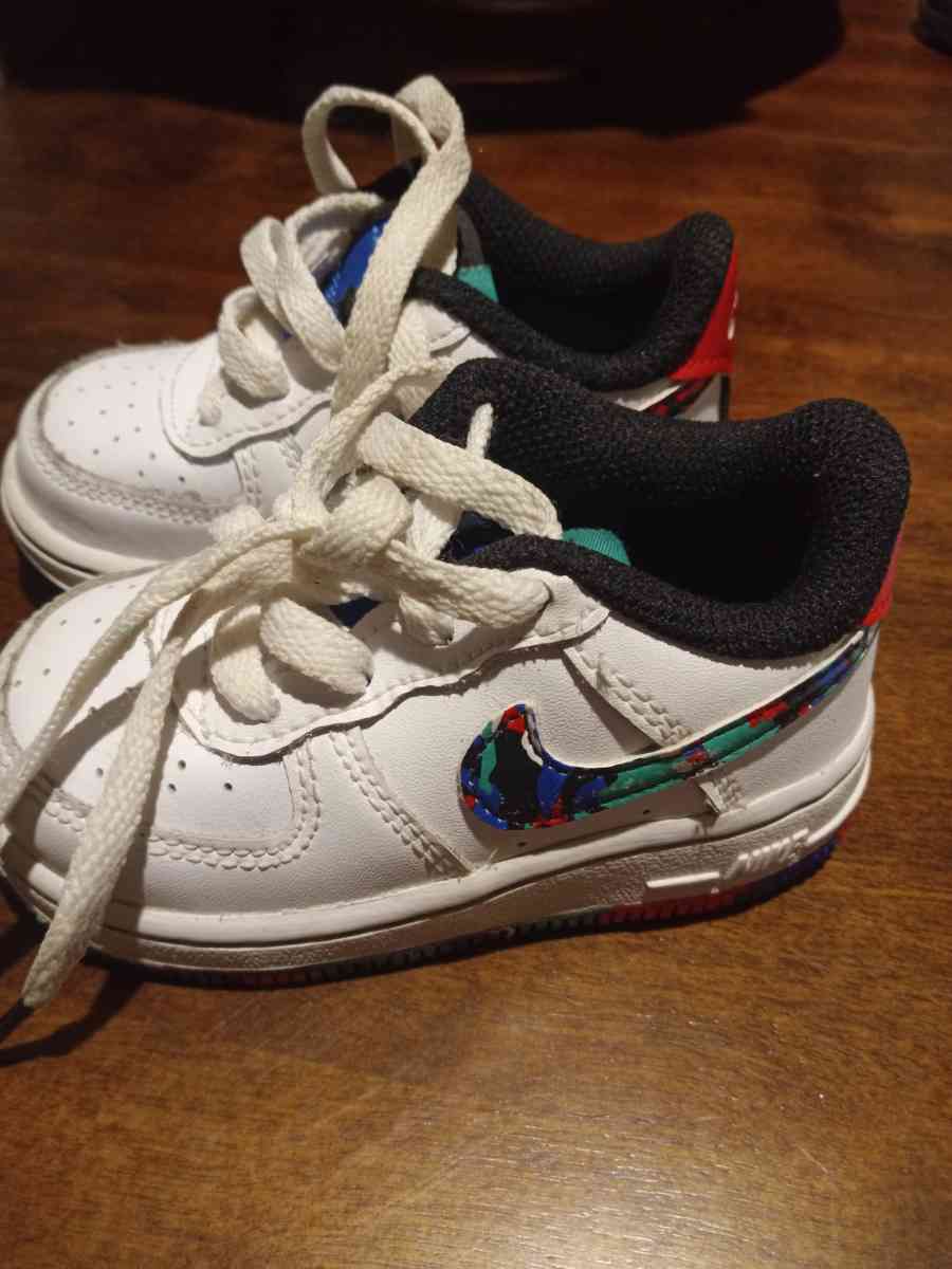 Nike boys shoes - Vine Grove, Kentucky - FleaMarketBay