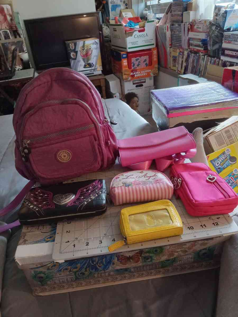 Womens Accessories - Los Angeles, California