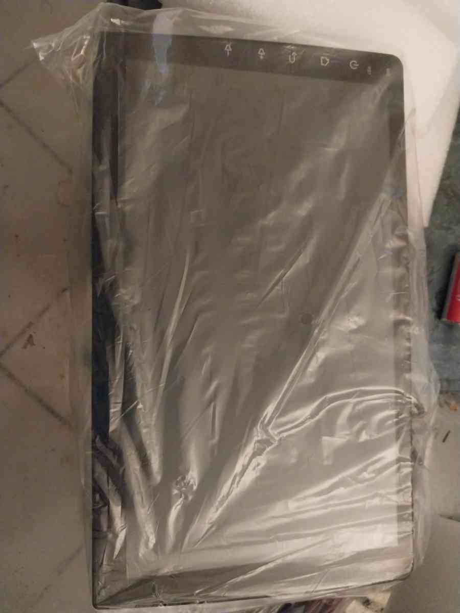 9in touchscreen - Tallahassee, Florida - FleaMarketBay