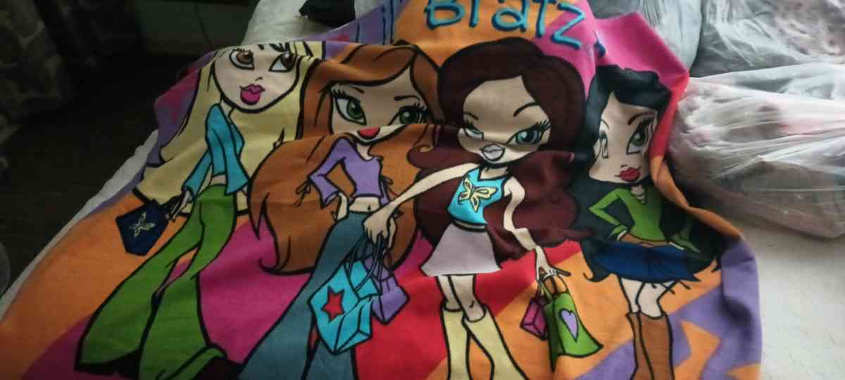 Bratz doll blanket - Tarpon Springs, Florida