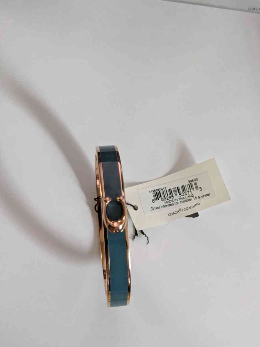 NWT Coach green bracelet - New Castle, Delaware - FleaMarketBay