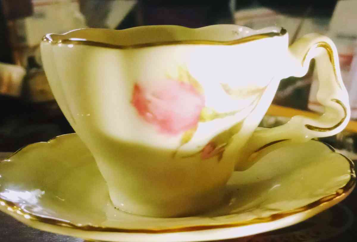 tea cut and saucer attated - Alliance, Ohio - FleaMarketBay