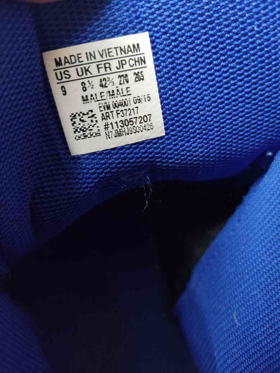 Adidas - Colorado Springs, Colorado - FleaMarketBay