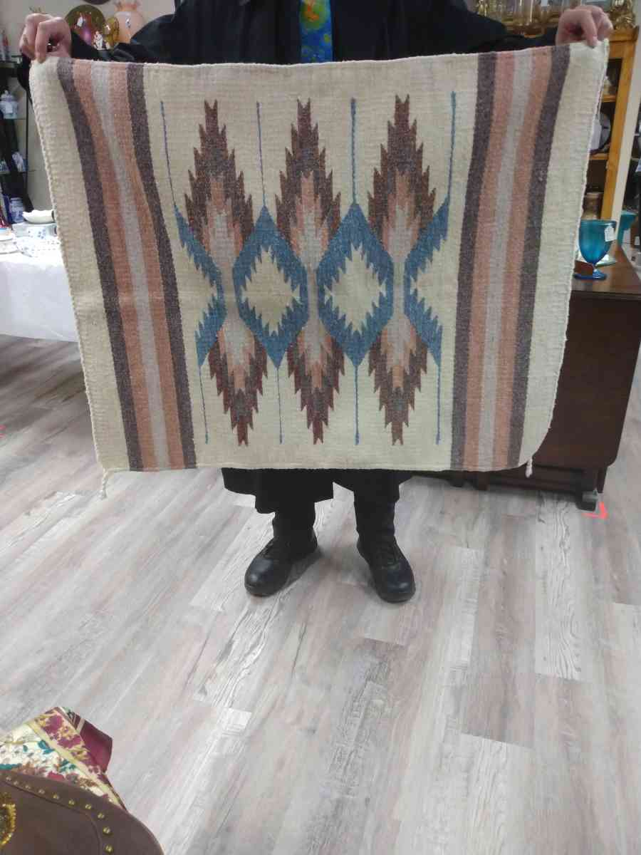 NATIVE WOOL BLANKET - Belen, New Mexico