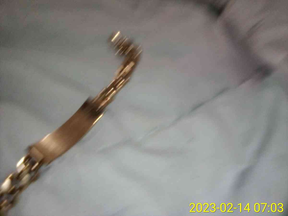 14k yellow gold cuban link Id bracelet - Cross City, Florida - FleaMarketBay