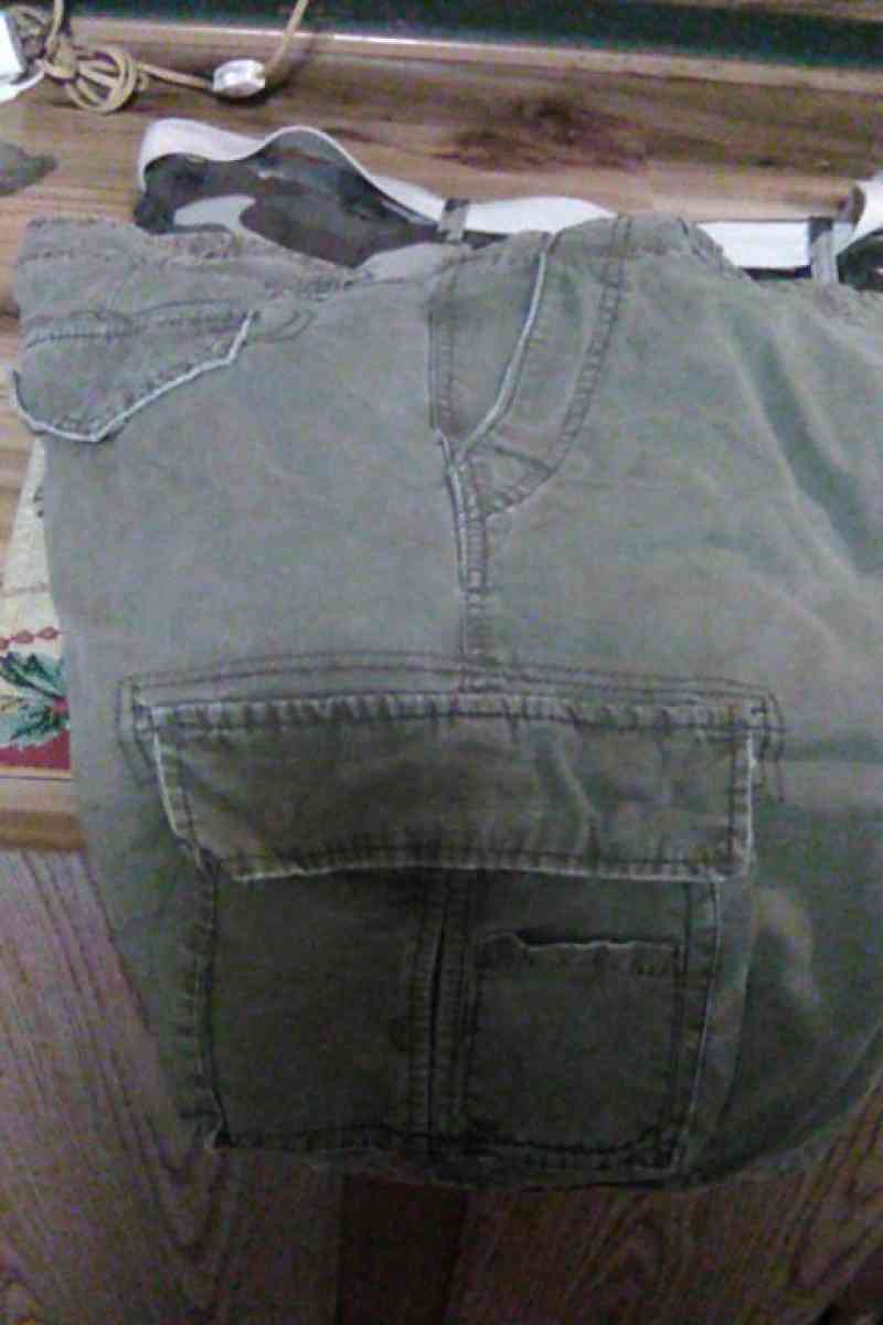 Mens Shorts - Wayne, West Virginia - FleaMarketBay