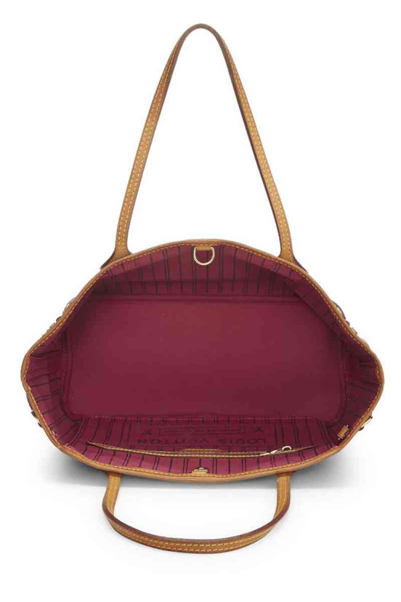 Louis Vuitton Paris purse - Jacksonville, Florida - FleaMarketBay