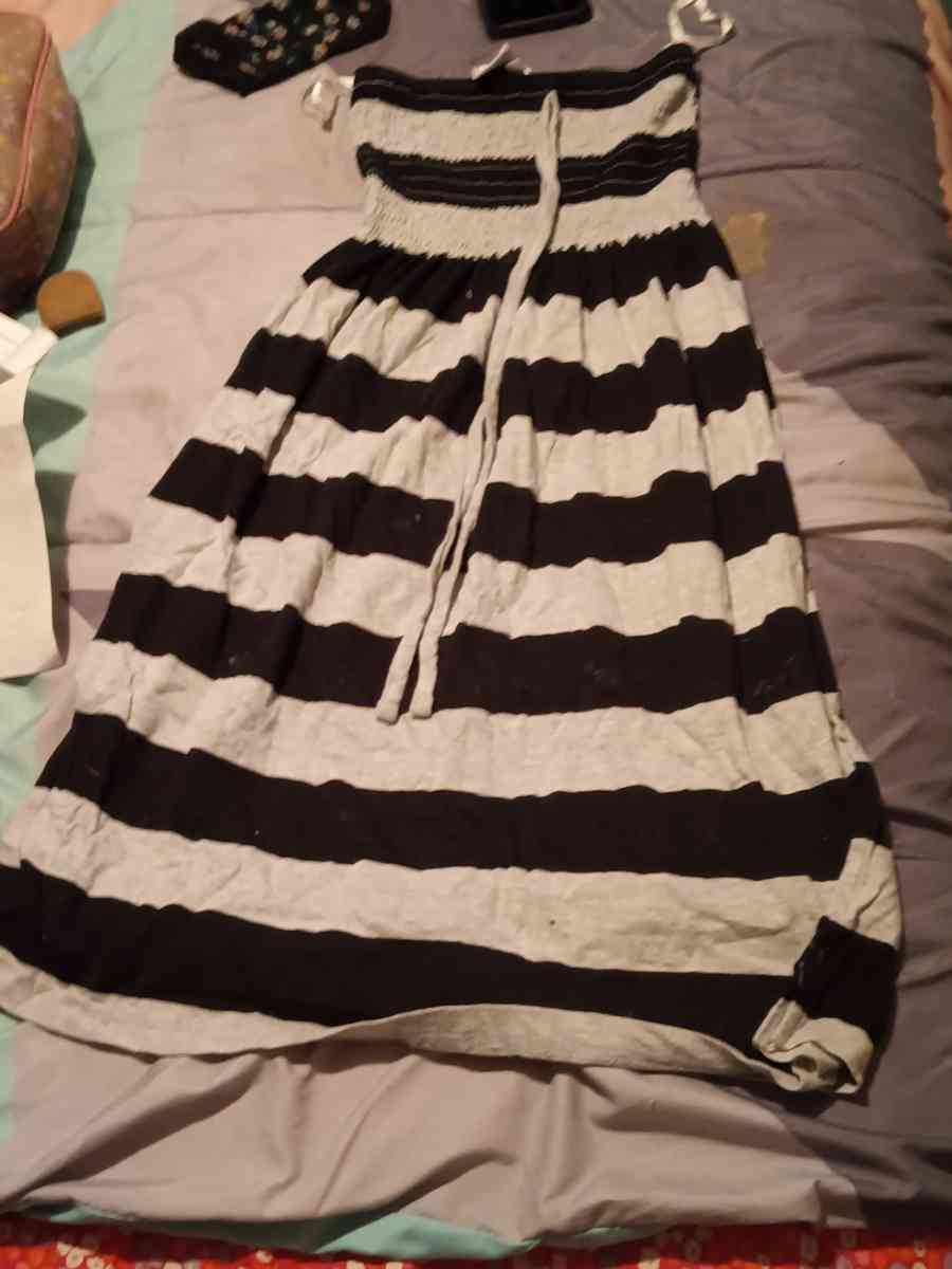 closet clean out fo sale - Montgomery, Alabama - FleaMarketBay