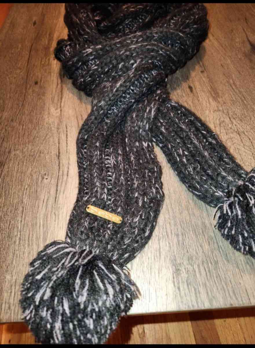 Grey BEBE Scarf and Beanie set - Wilmington, Delaware - FleaMarketBay