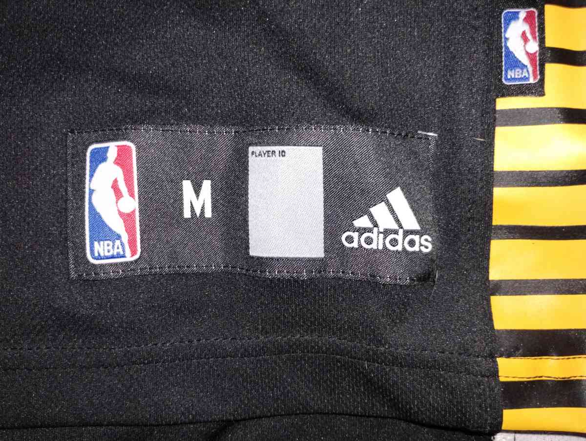 NBA basketball jersey Miami heat - Jacksonville, Florida - FleaMarketBay