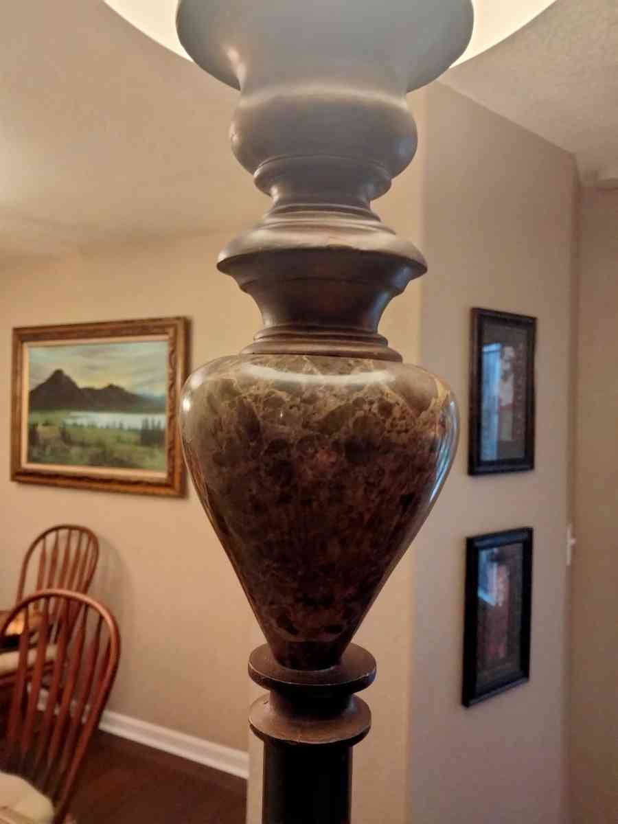 vintage floor lamps - Tacoma, Washington