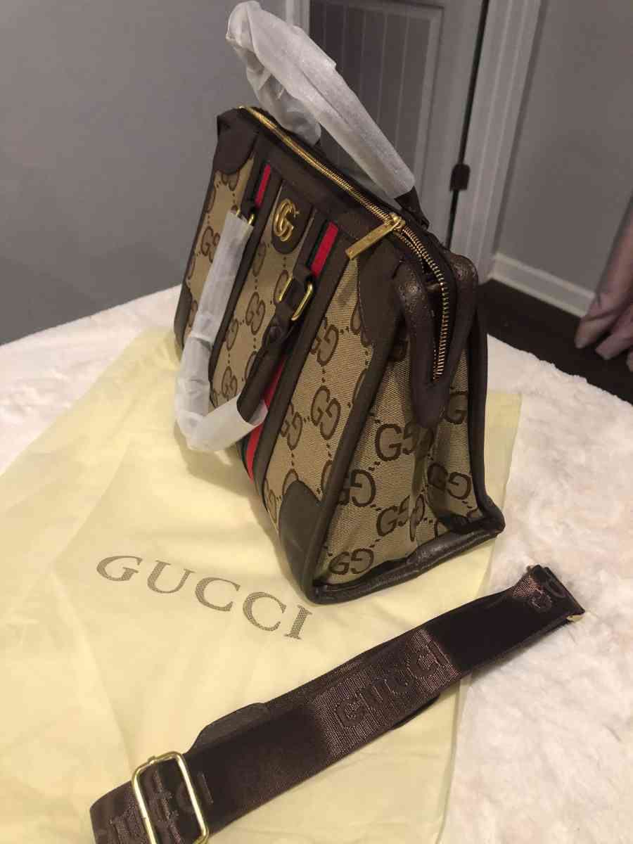 new purse for women - Antioch, Tennessee - FleaMarketBay