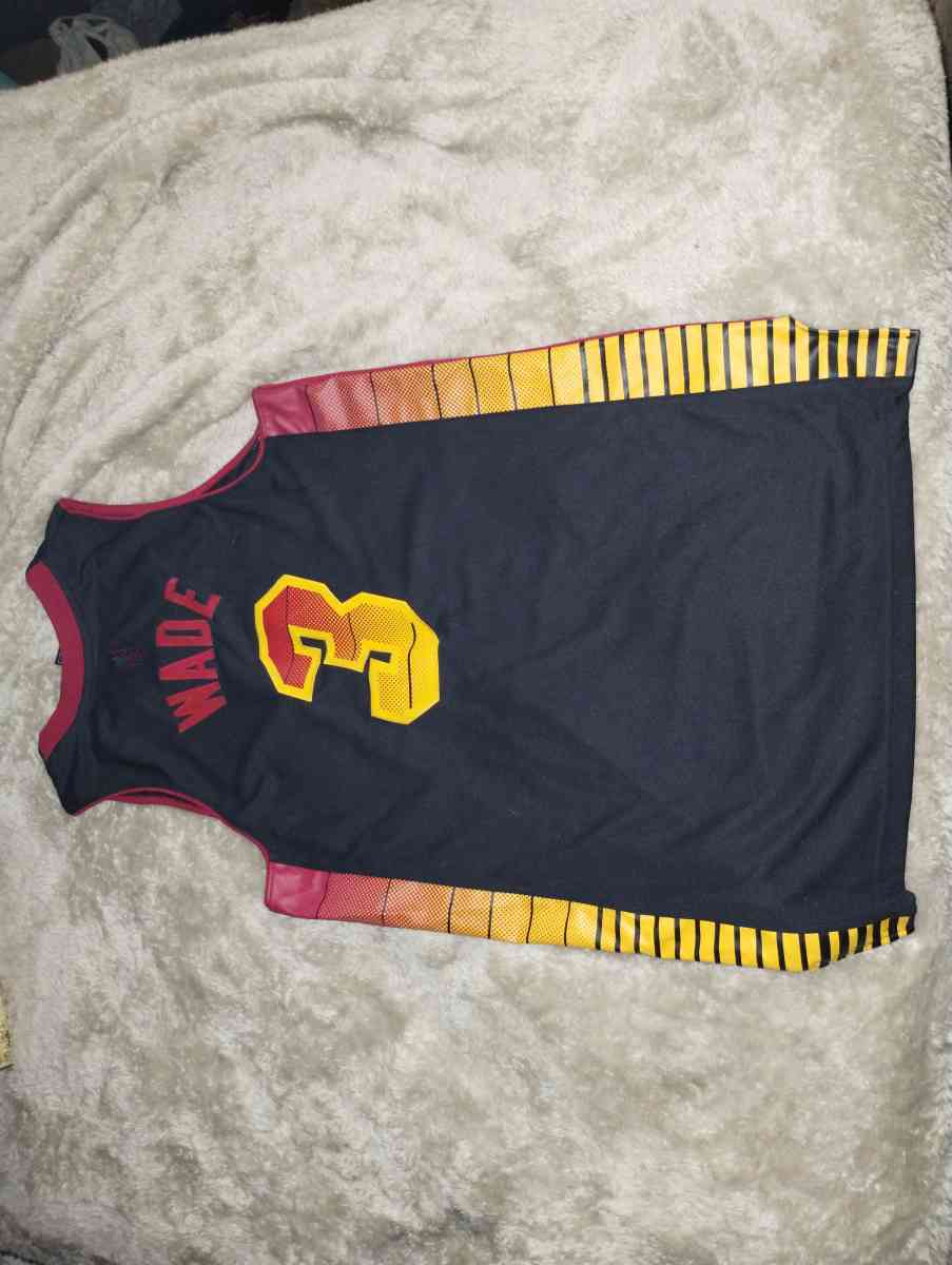 NBA basketball jersey Miami heat - Jacksonville, Florida - FleaMarketBay
