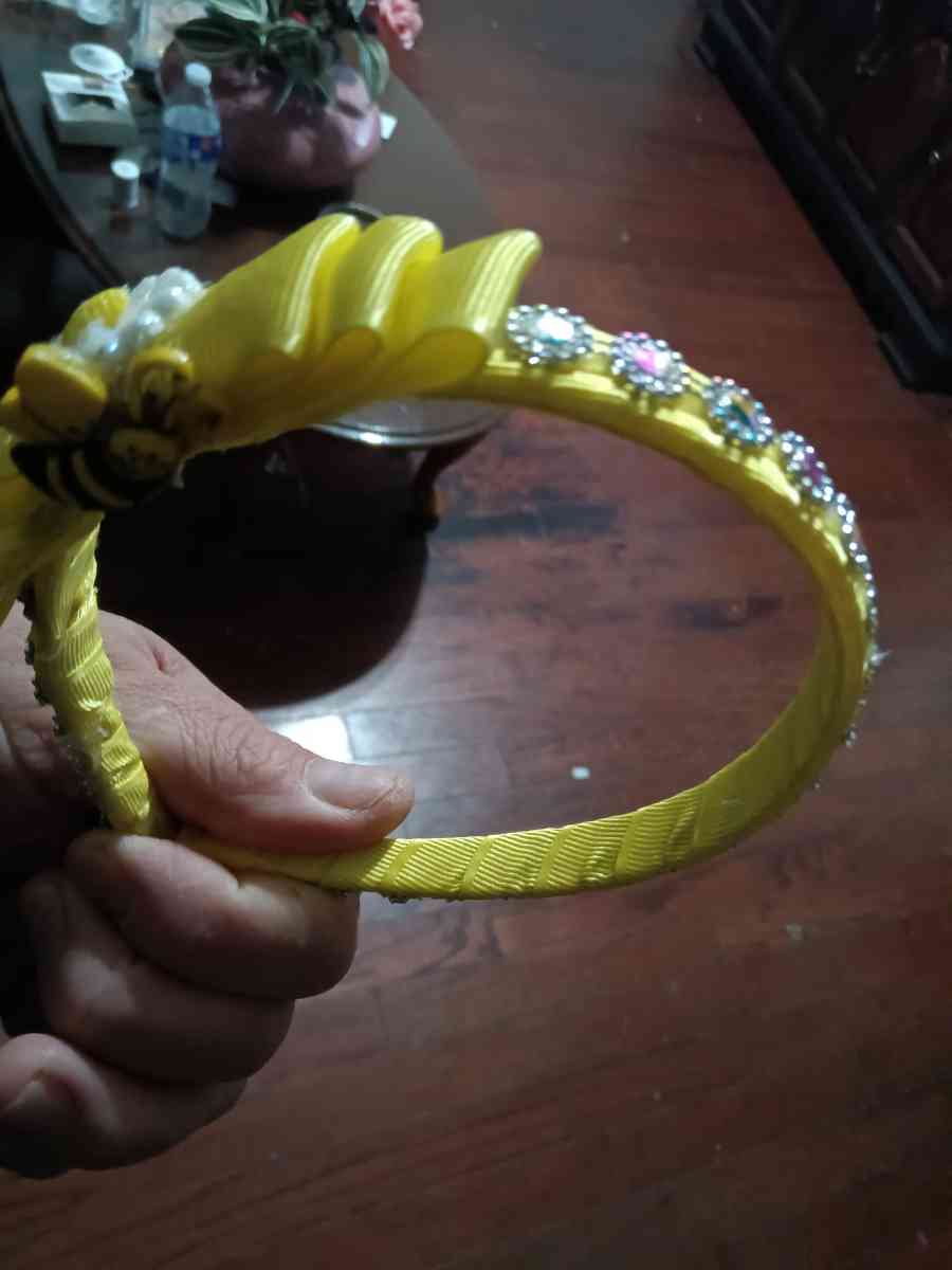 headbands and bows for girls - Sacramento, California - FleaMarketBay