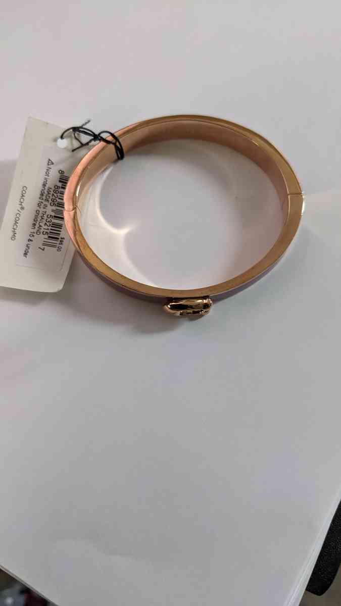 NWT Coach green bracelet - New Castle, Delaware - FleaMarketBay