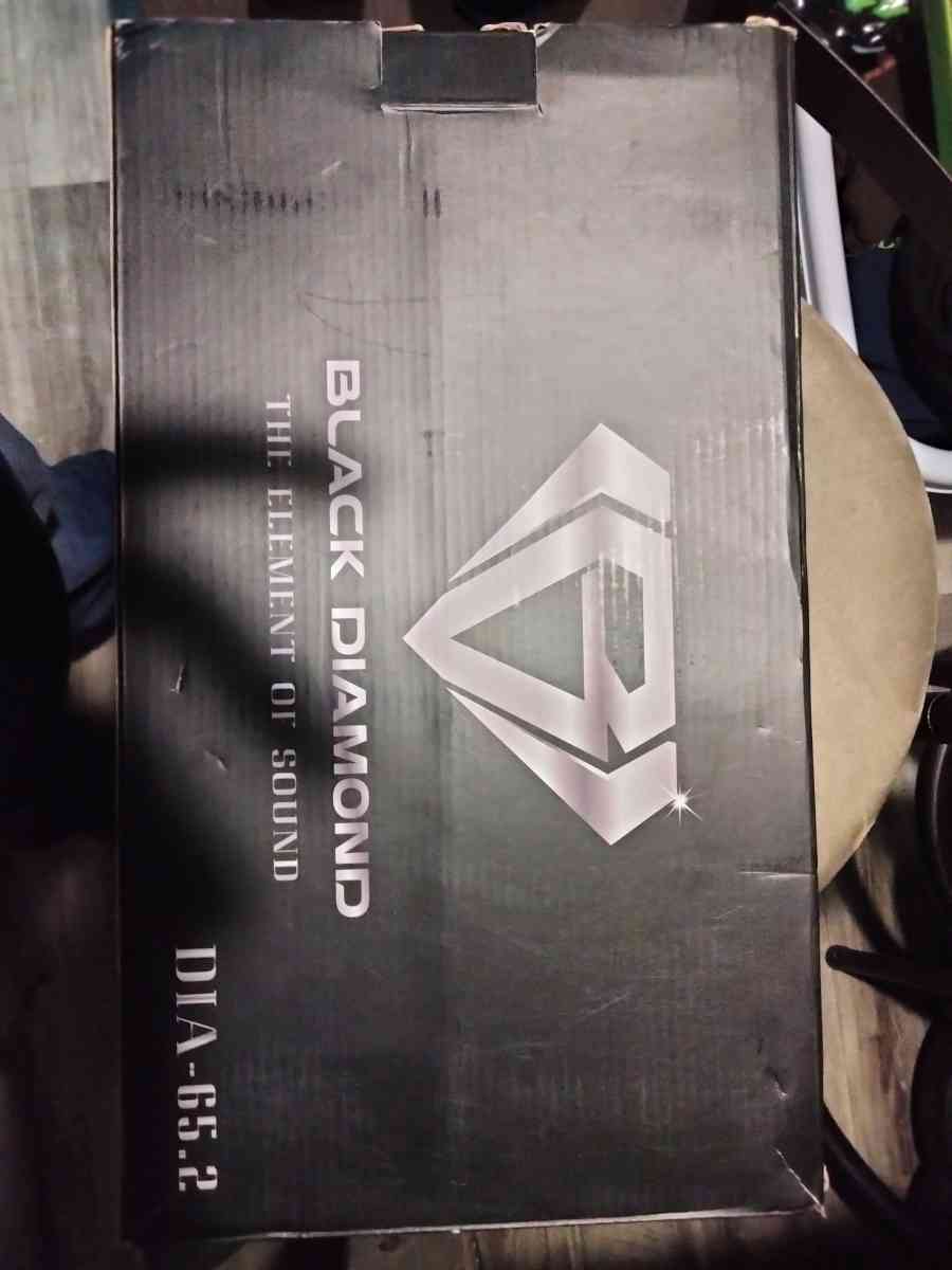 BLACK DIAMOND 2 WAY SPEAKERS - Commerce, Georgia