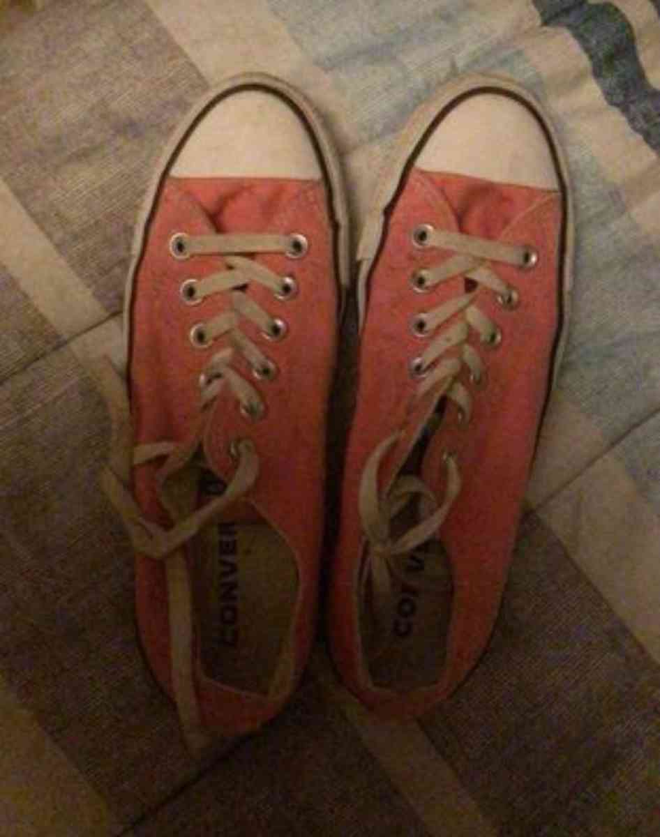 Coral Pink Converse - Albany, Oregon - FleaMarketBay