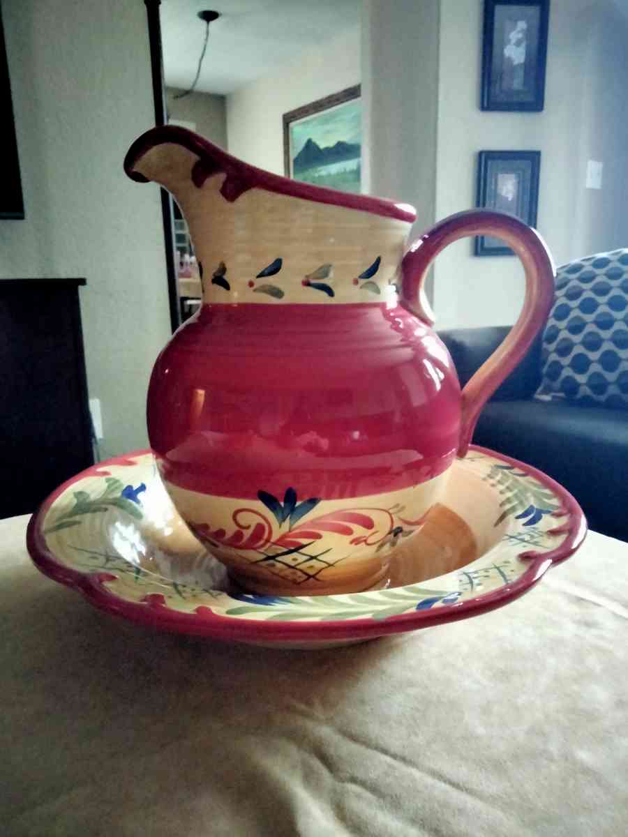 large picture in bowl - Tacoma, Washington