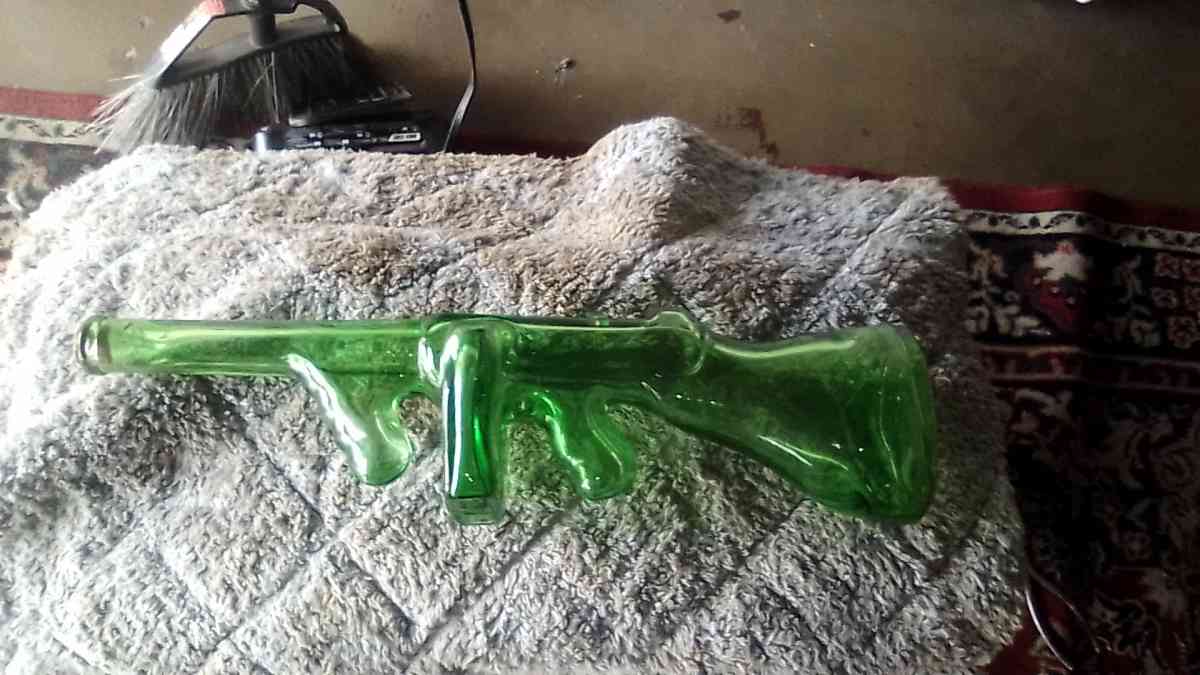 rare green glass tommy gun decanter 1920s - Modesto, California - FleaMarketBay
