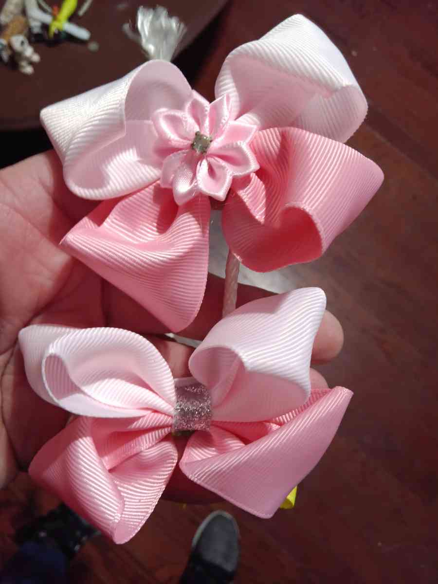 headbands and bows for girls - Sacramento, California - FleaMarketBay