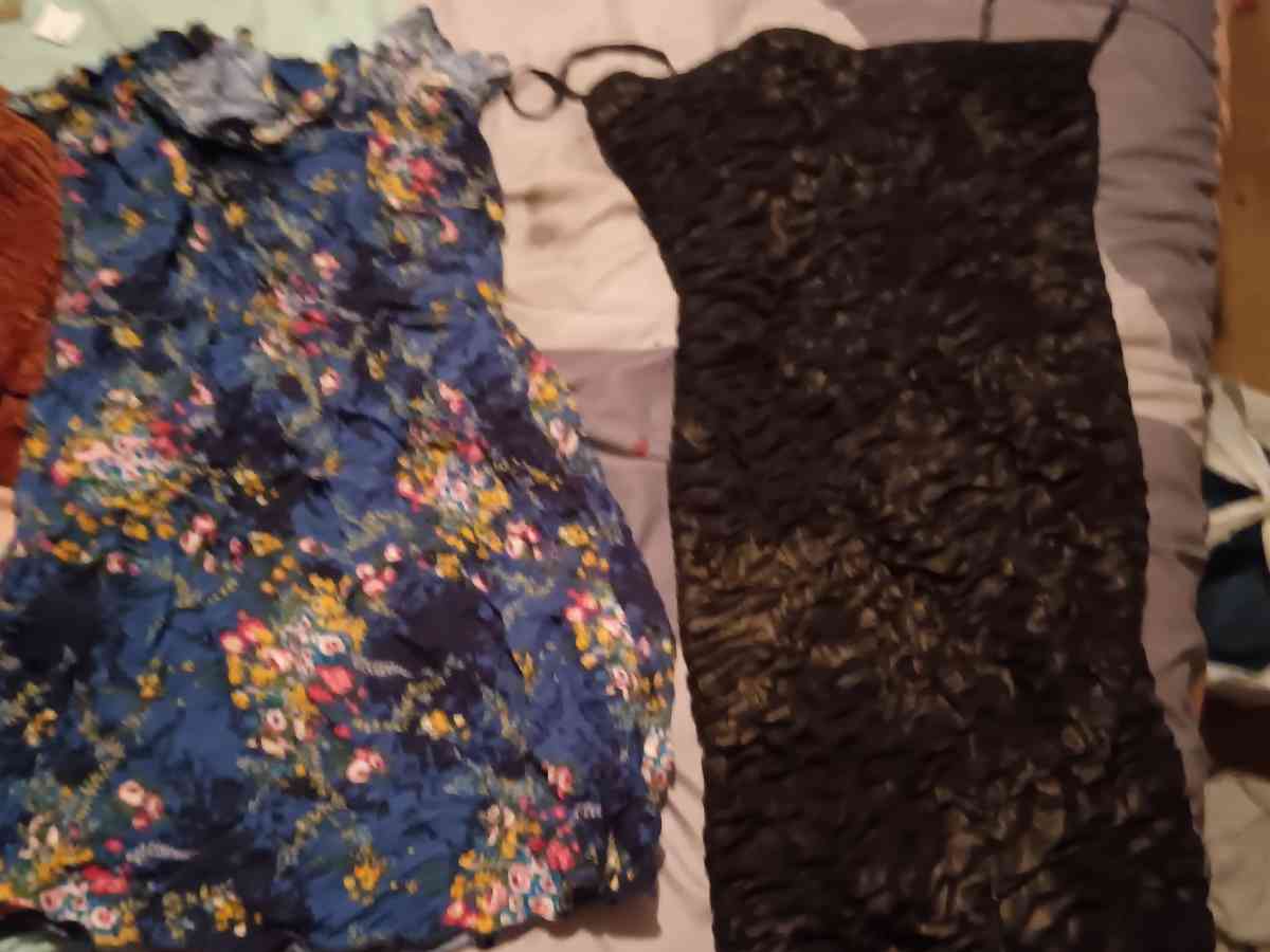 closet clean out fo sale - Montgomery, Alabama - FleaMarketBay