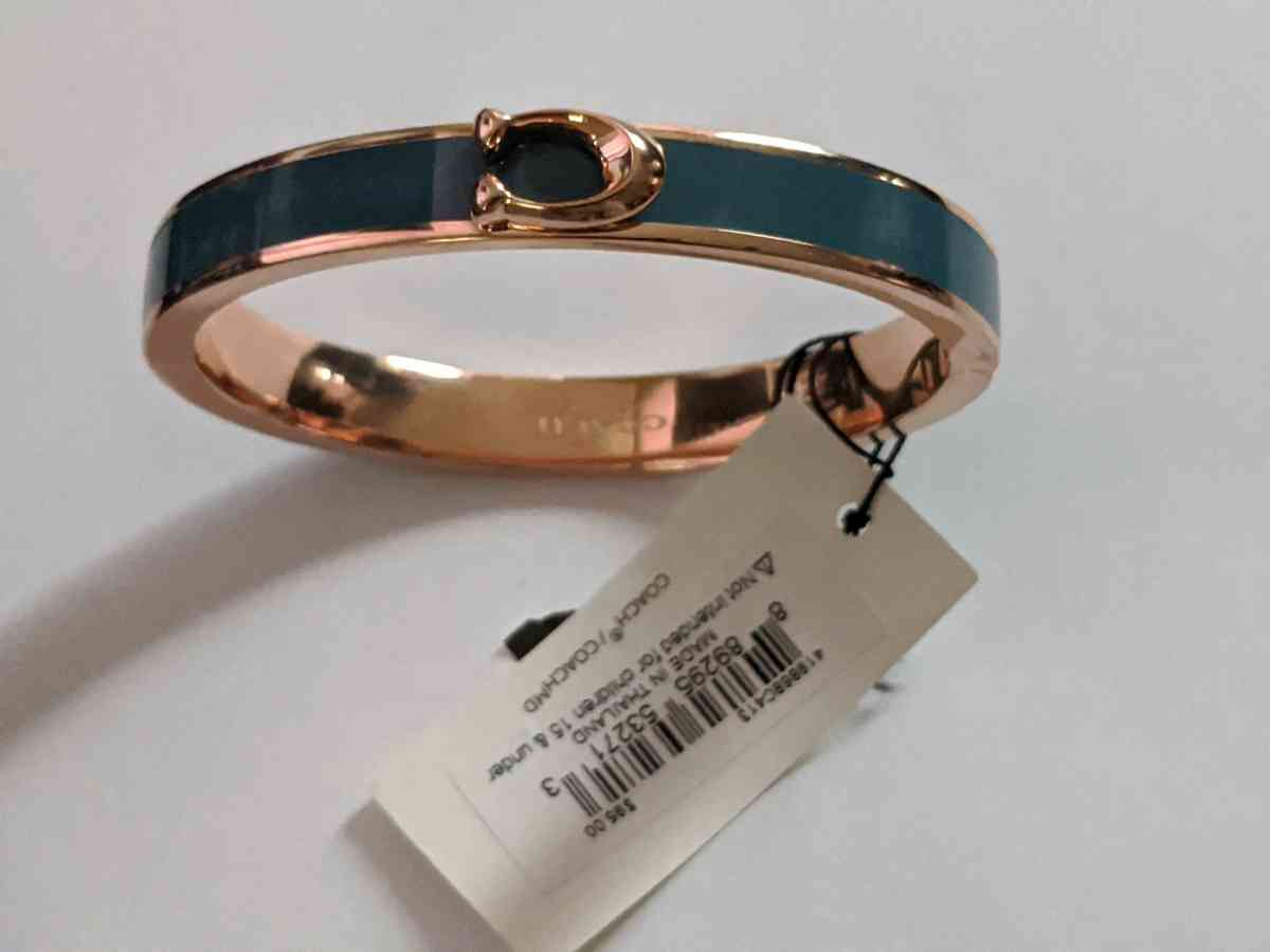 NWT Coach green bracelet - New Castle, Delaware - FleaMarketBay