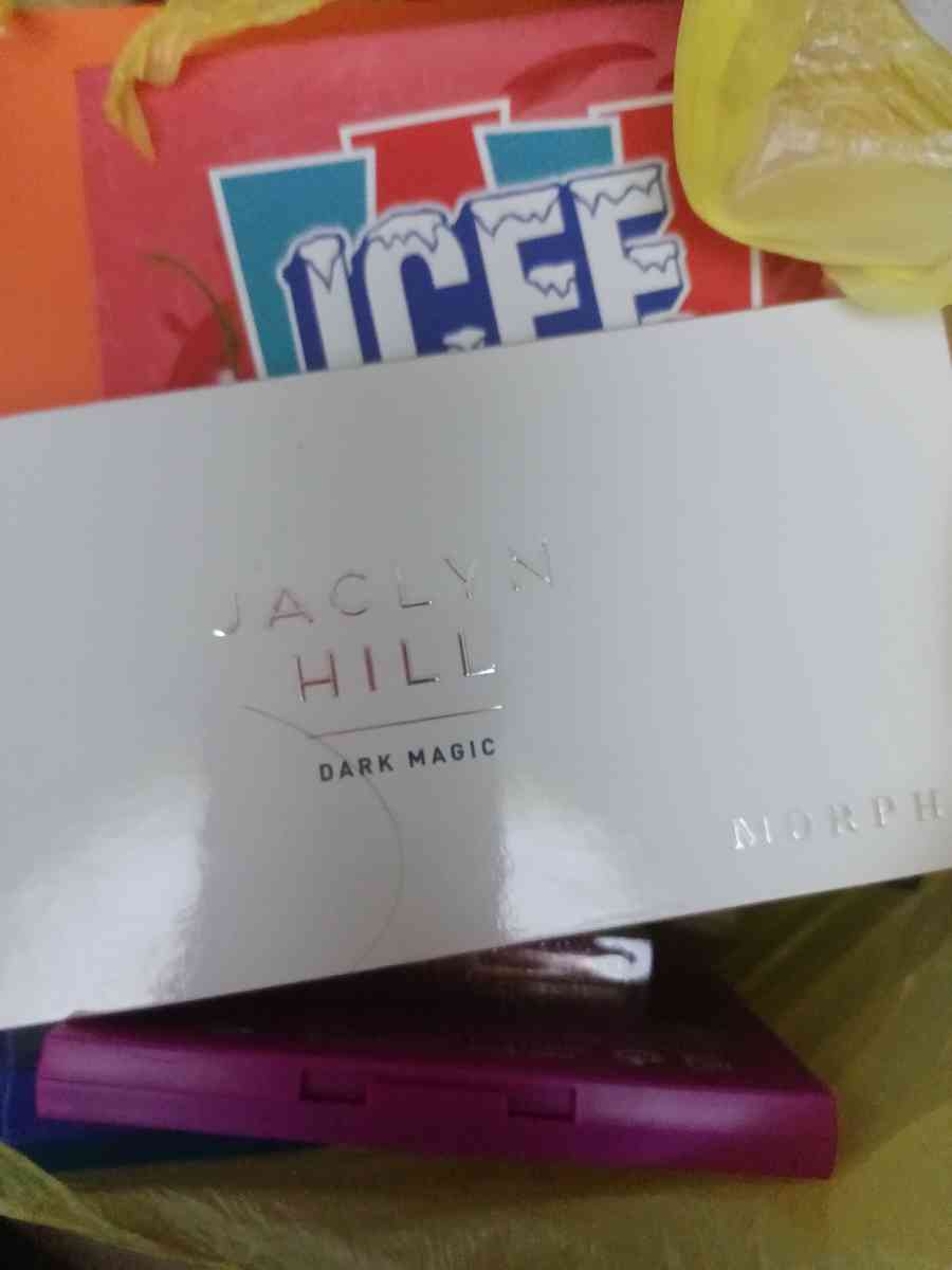 bag of makeup glamlite morphe bh cosmetics and etc - Lumber Bridge, North Carolina - FleaMarketBay