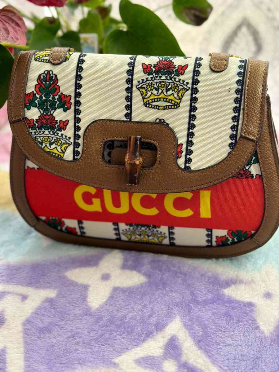 cute purse - Alicia, Arkansas