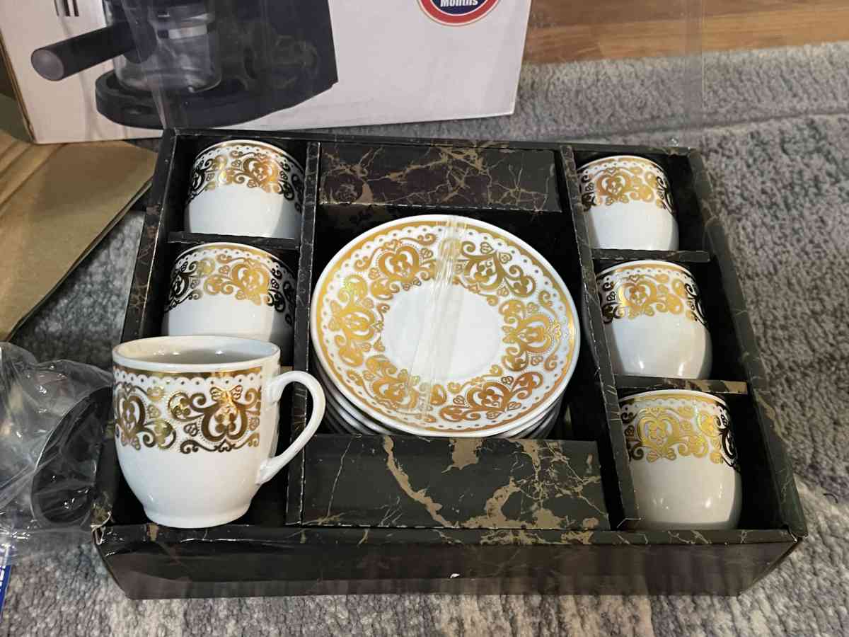 New Coffee Maker and coffee cups 12 pieces  Great Deal - Antioch, Tennessee - FleaMarketBay
