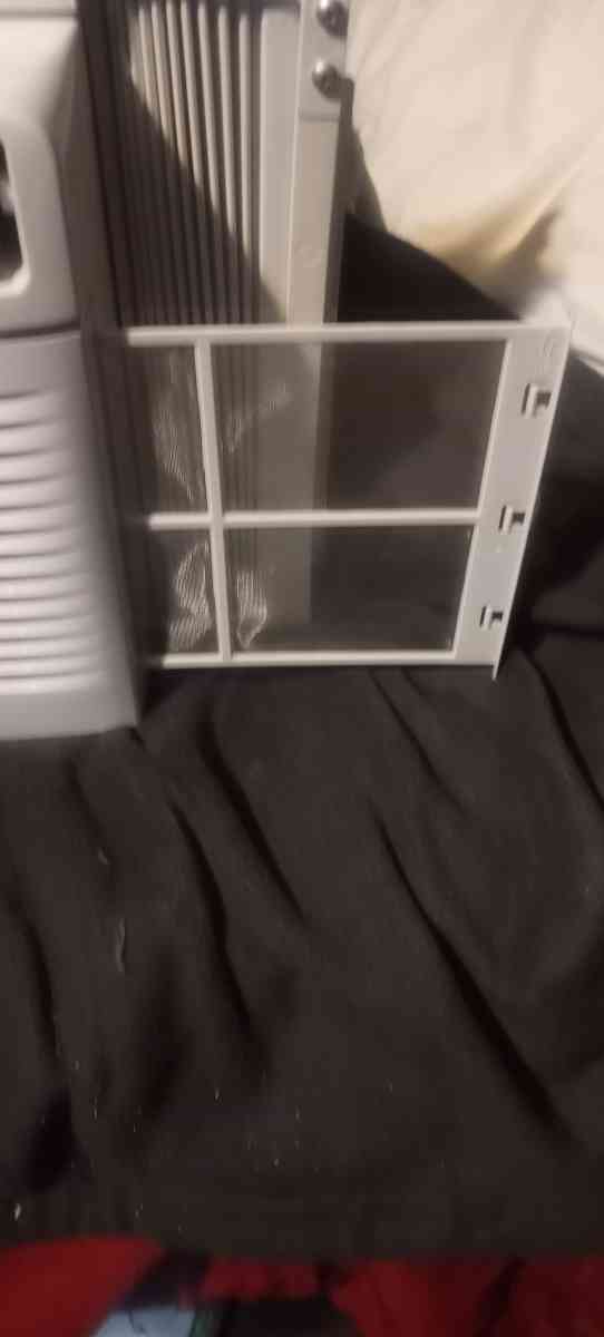 Air conditioner  midea brand - York, Pennsylvania - FleaMarketBay