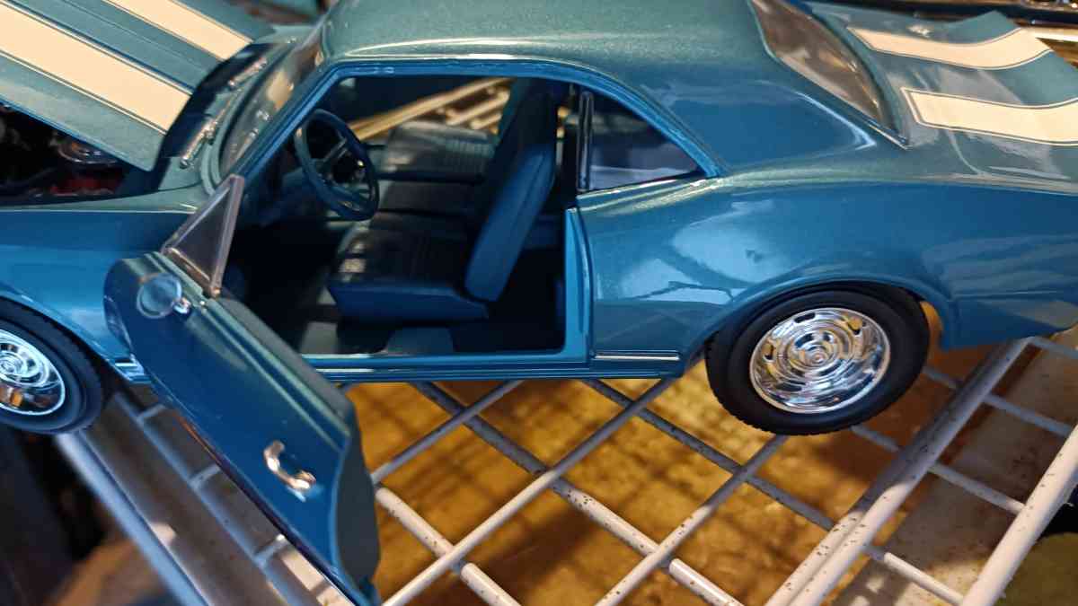 escala 118 - Abington, Pennsylvania - FleaMarketBay