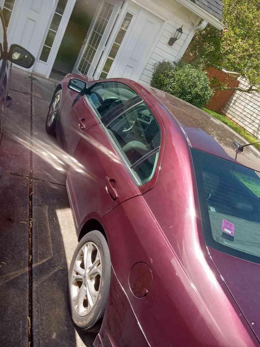 2012 ford fusion - Huntersville, North Carolina - FleaMarketBay
