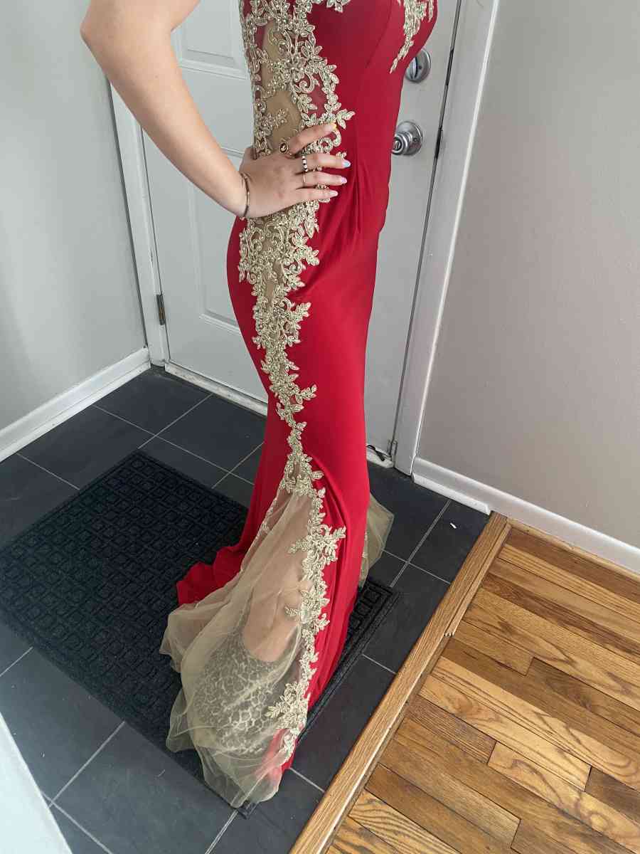 Beautiful Red and Gold Dress - Novi, Michigan - FleaMarketBay
