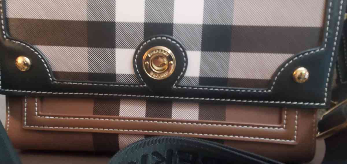 Note Bag crossbody - Mission Viejo, California - FleaMarketBay