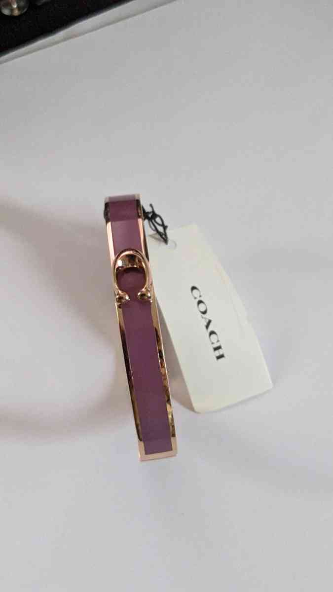 New Coach  Pink Bracelet - New Castle, Delaware - FleaMarketBay