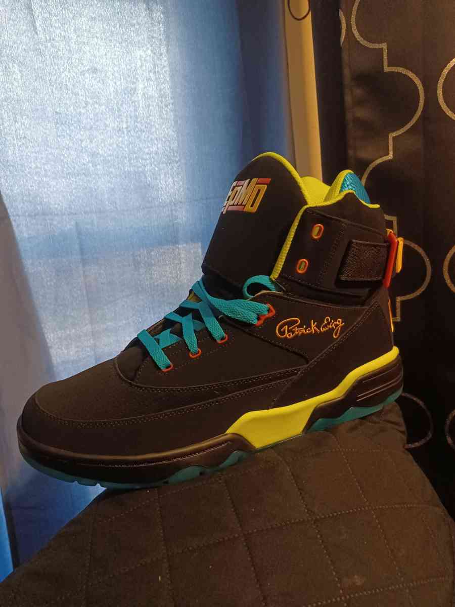 Patrick Ewing  33 HI size 16 - Two Rivers, Wisconsin - FleaMarketBay