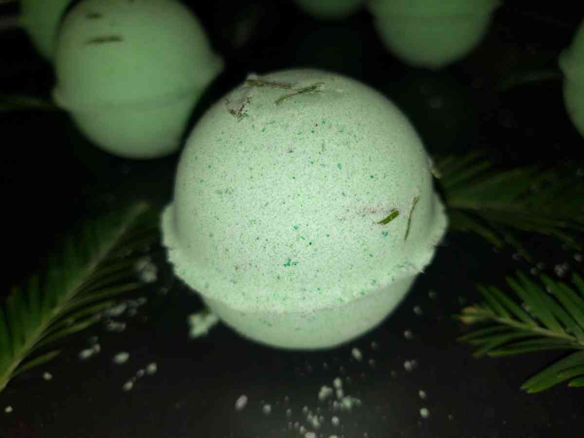 Holiday Bath bombs - Carmichael, California - FleaMarketBay
