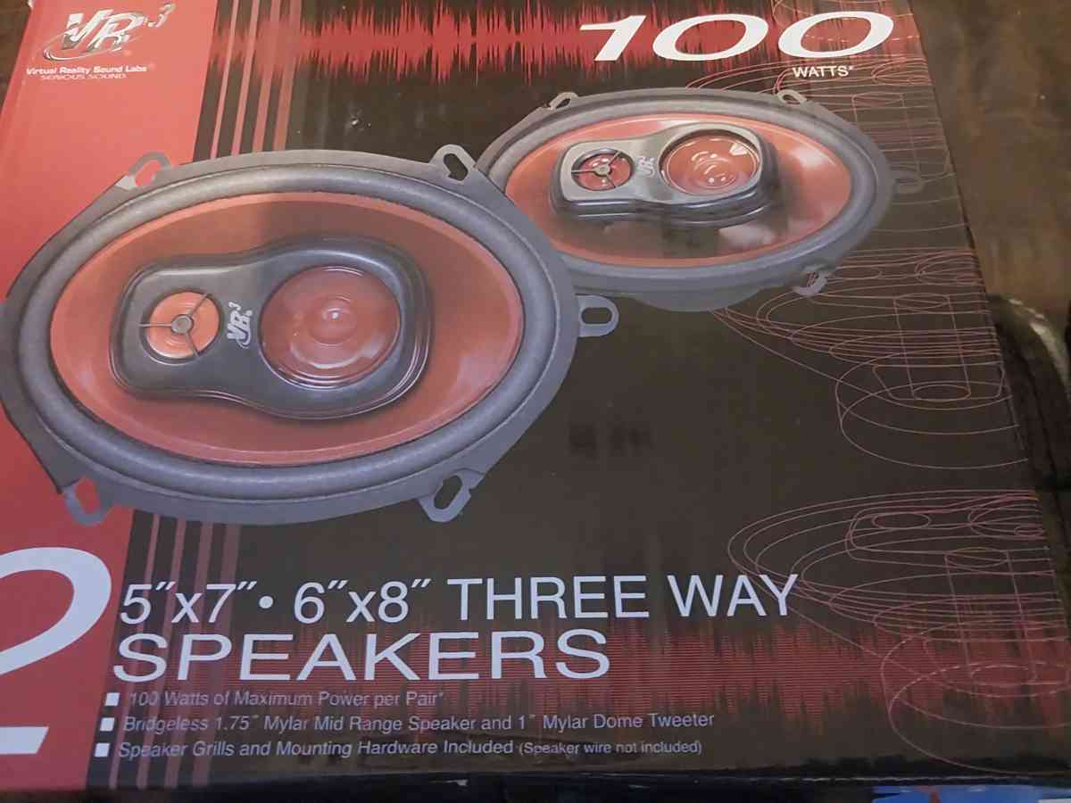 New 5x7 or 6x8 speakers - Tallahassee, Florida