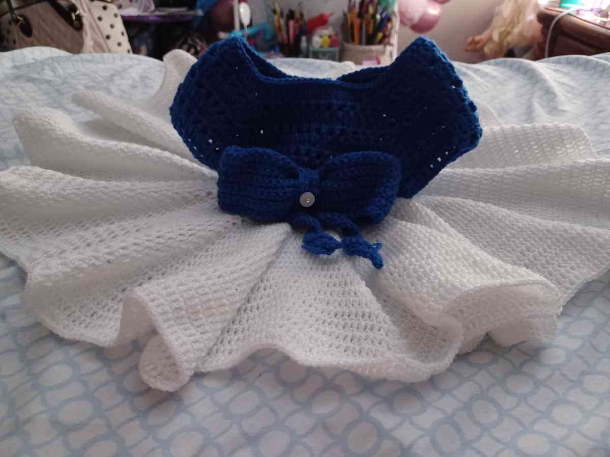 traje tejido a crochet de bebe de 0 a 3 meses - Carteret, New Jersey - FleaMarketBay