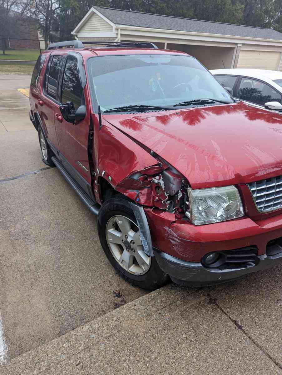 2005 Ford Explorer XLT 4X4