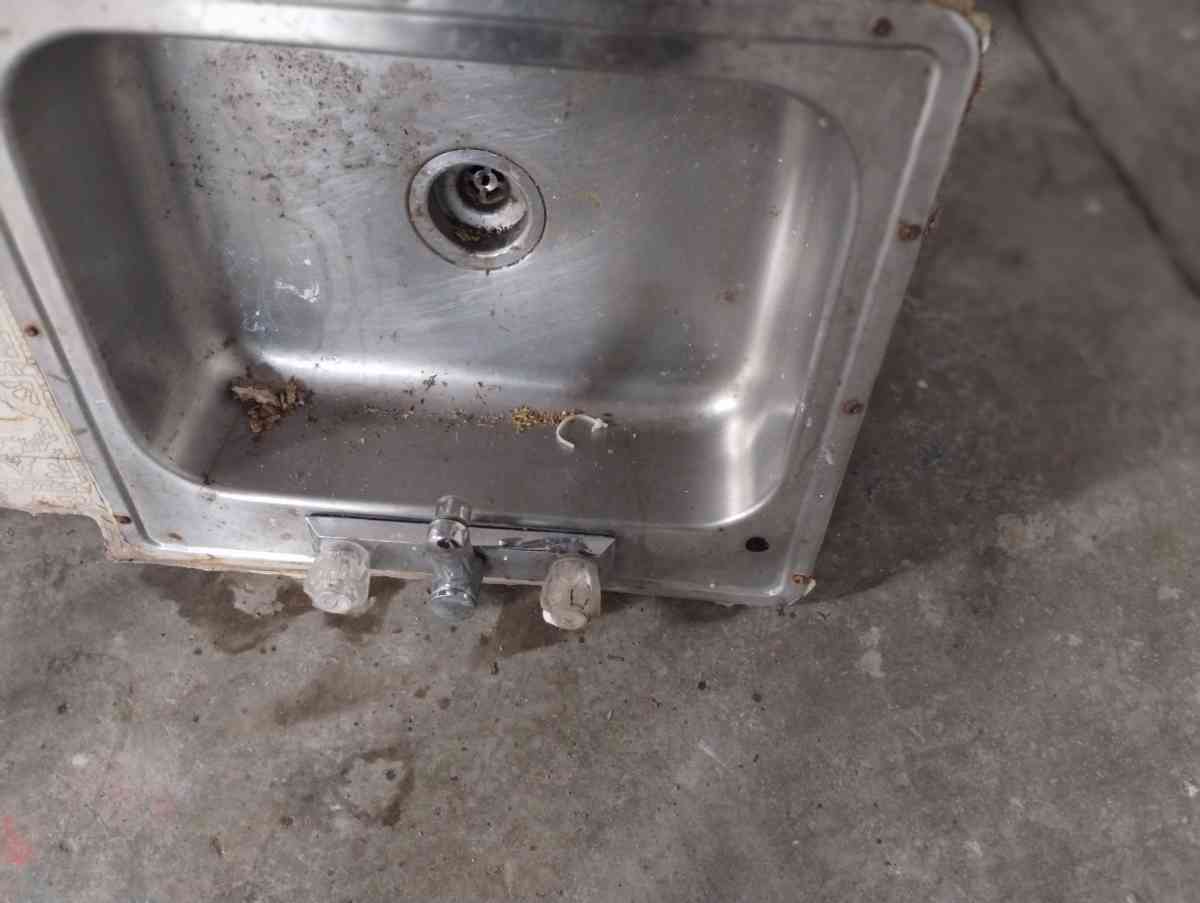 Stainless Sink Sink - New Carlisle, Ohio - FleaMarketBay